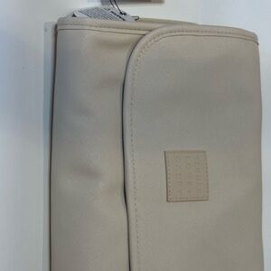 Tender Love & Carry Cream Travel Bag